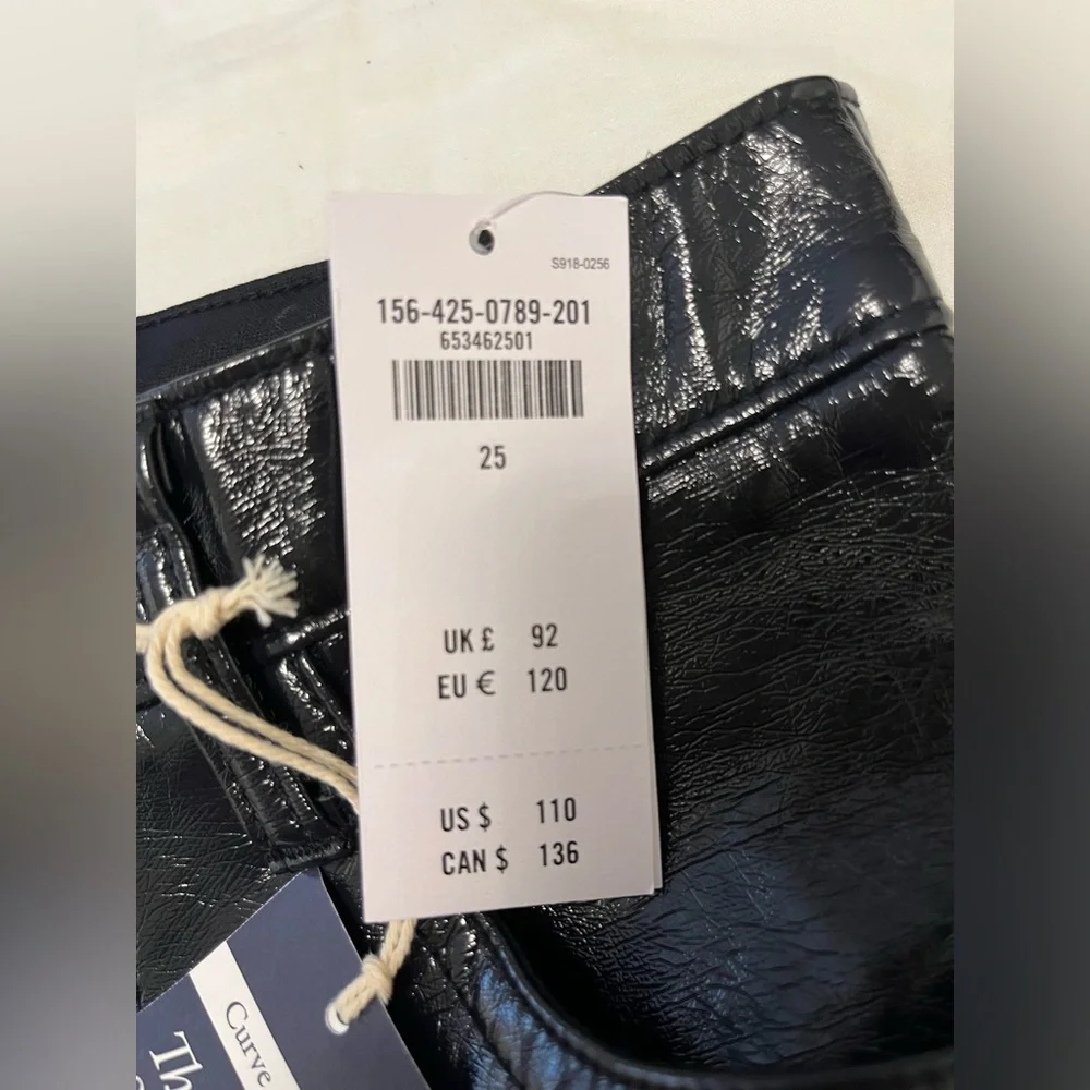 Abercrombie Curve Love ‘The 90s Straight Ultra High Rise’ Vegan Leather Pants - Picture 5 of 5